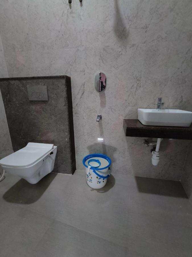 ホテル Royal Residency クンバコナム エクステリア 写真